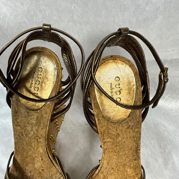 Gucci Studded Cork Platform Wedge Sandals Bronze Gold Leather EU 39.5 - Picture 8 of 12